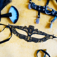Lace black mask with ribbon - Anastasia