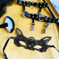 Lace black mask with ribbon - Foxy